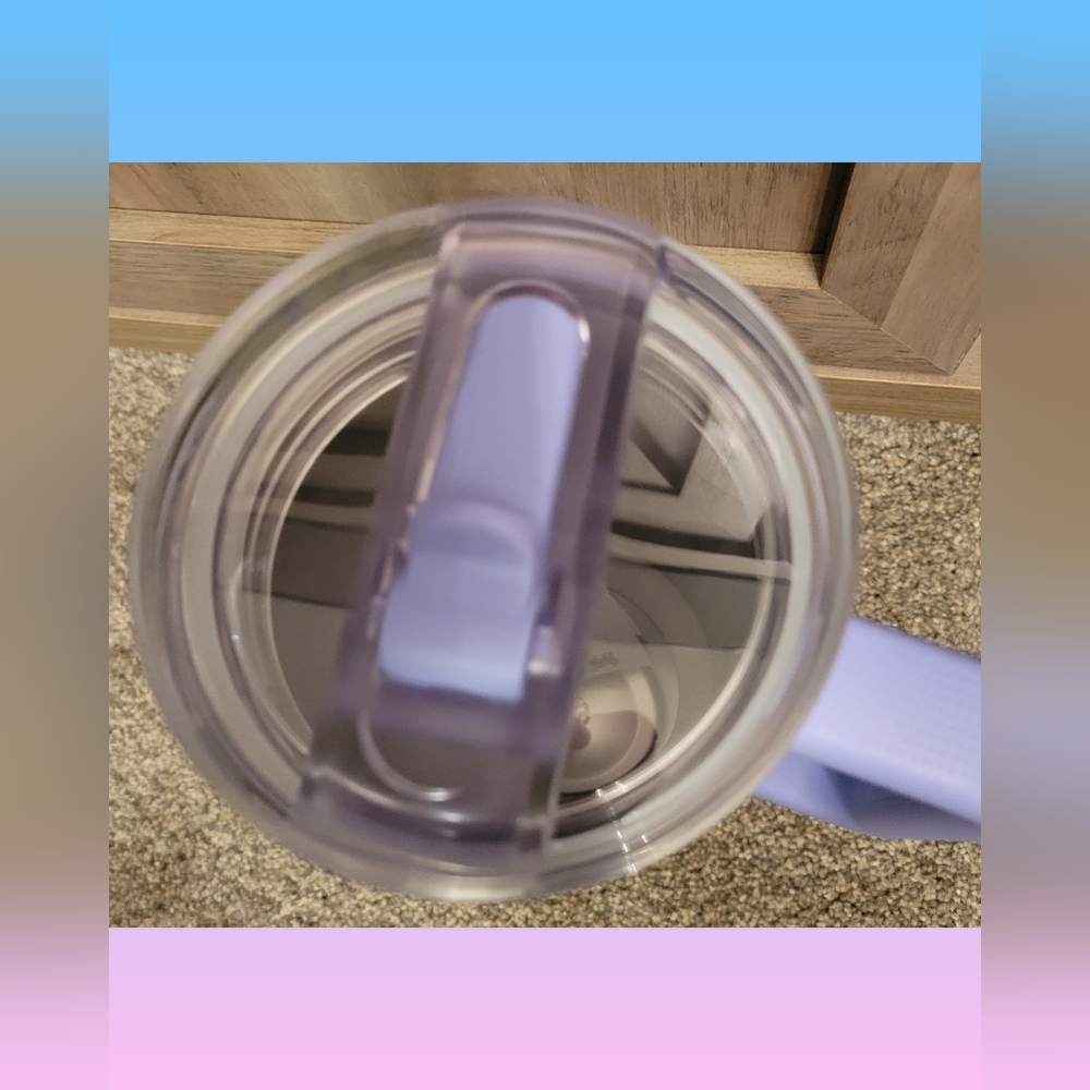 BRAND NEW! Stanley Hydrangea Protour Quencher Tumbler - Picture 2 of 4